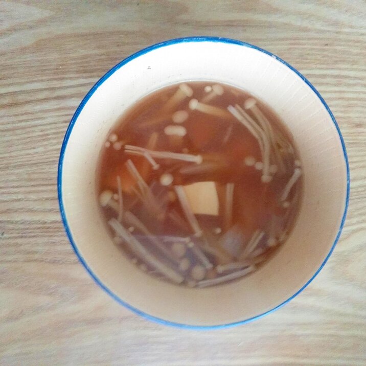 えのき玉葱豆腐の味噌汁